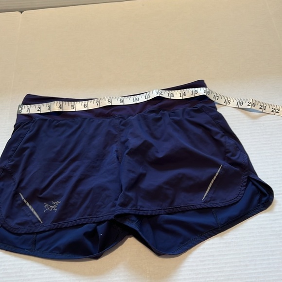 Arc’teryx hottie shorts. - Picture 7 of 7